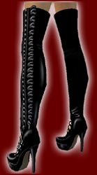 Queenie w/ Straps